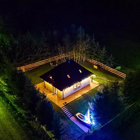 Rybaczowka Nad Jeziorem فيلة *